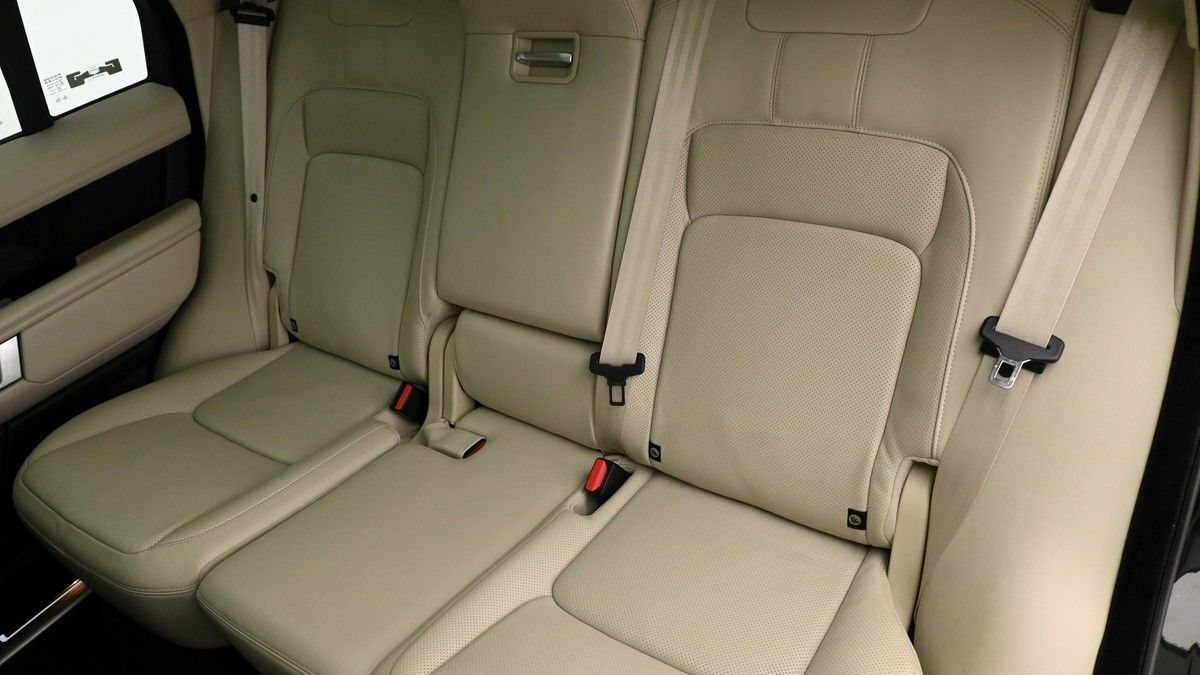 Land Rover Range Rover Image 5