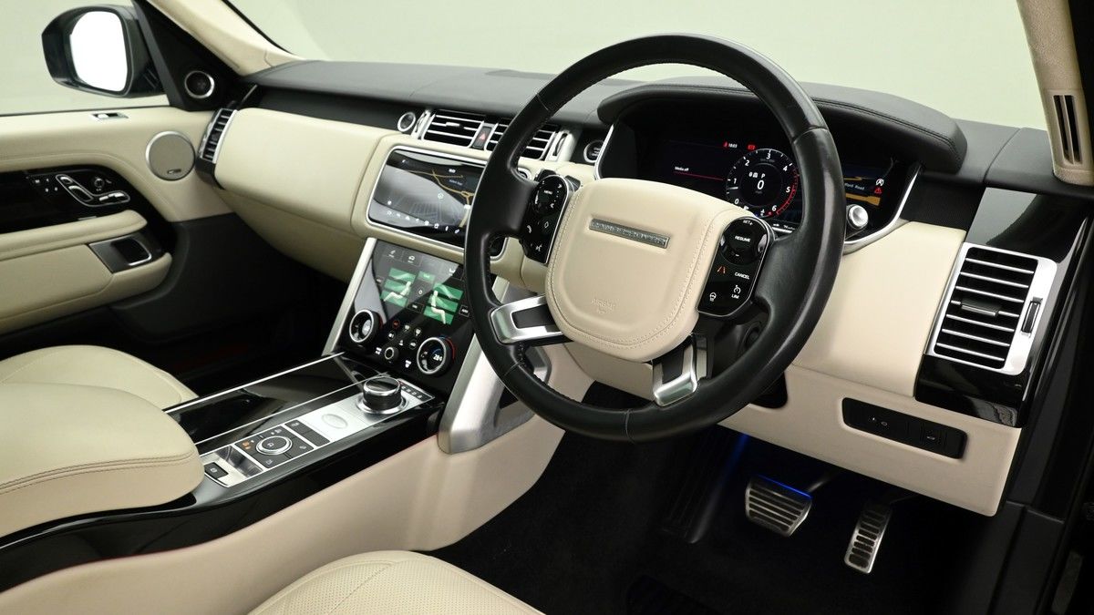 Land Rover Range Rover Image 3