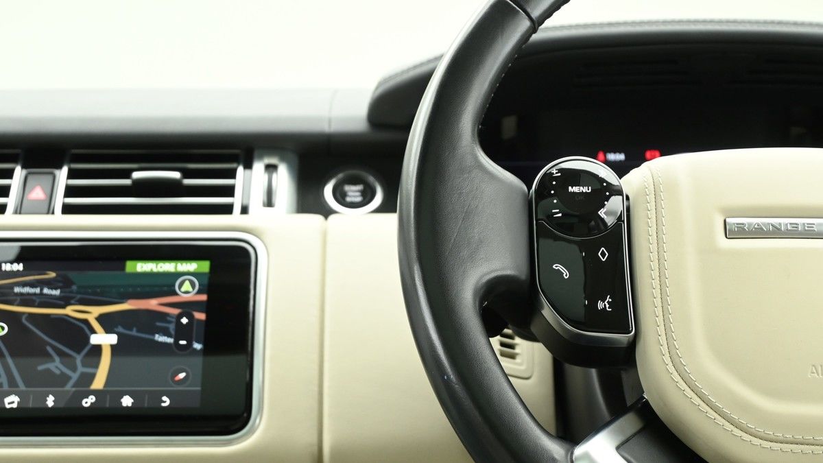Land Rover Range Rover Image 15