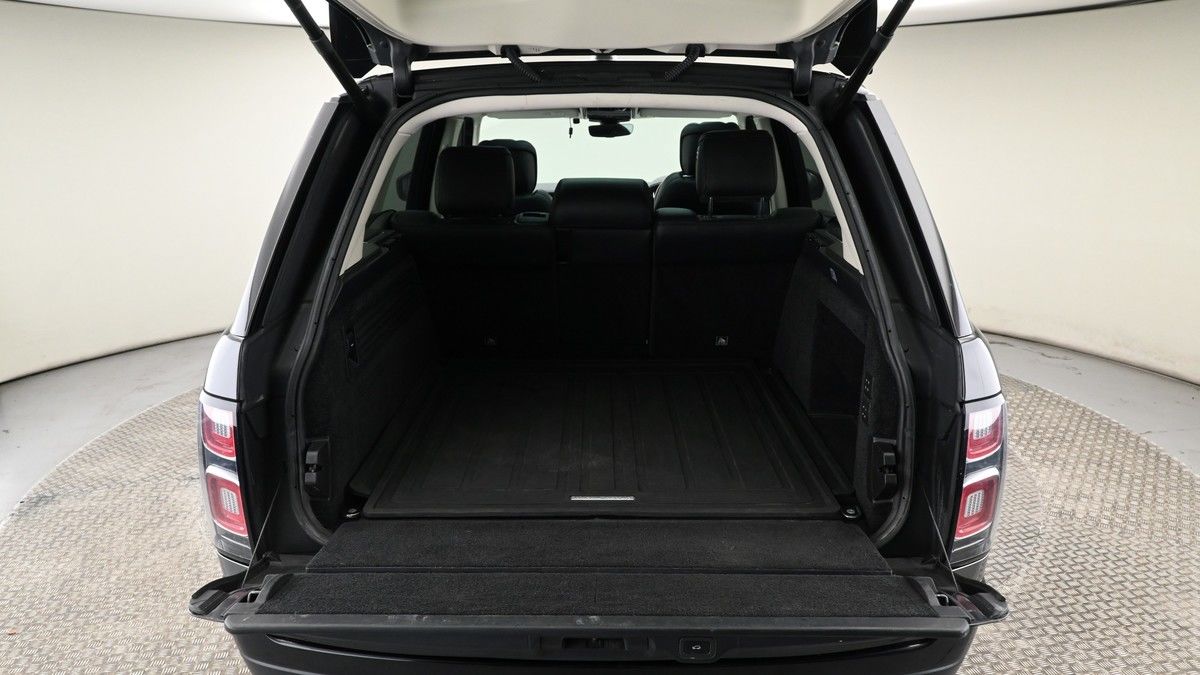 Land Rover Range Rover Image 10