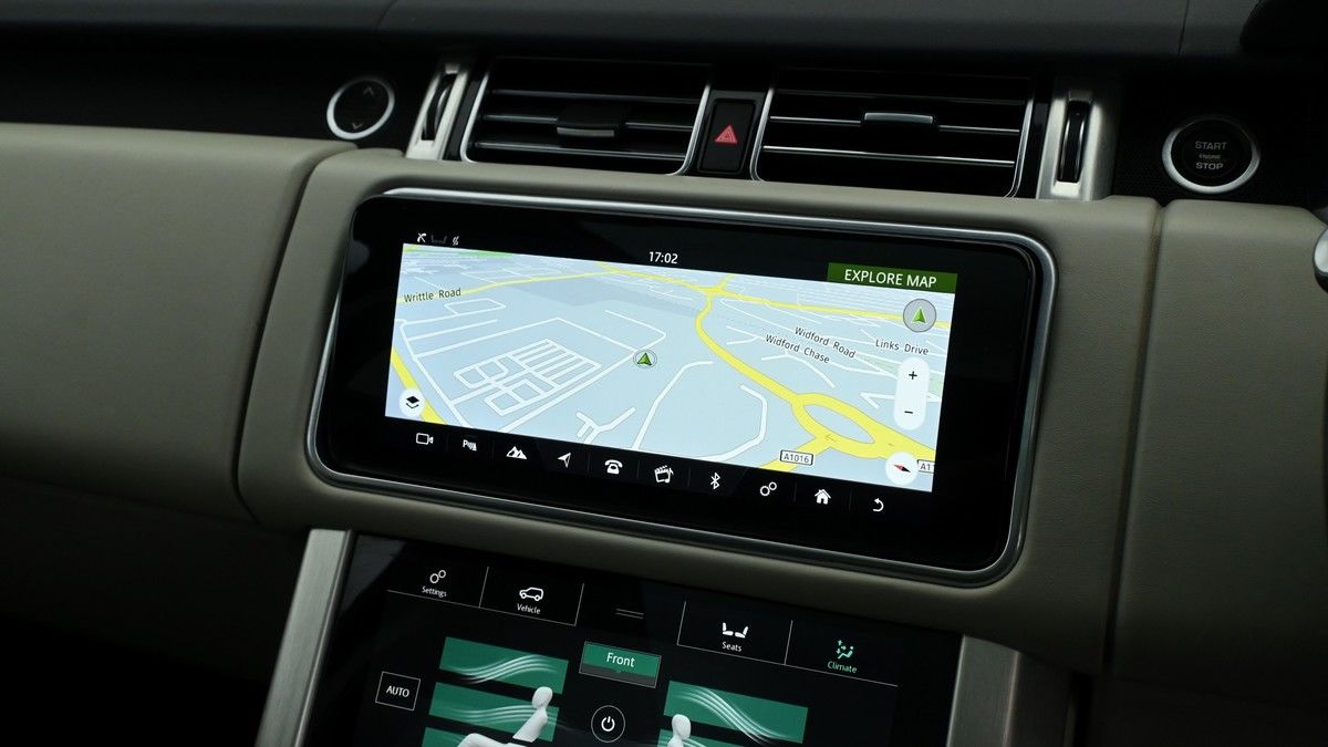 Land Rover Range Rover Image 11