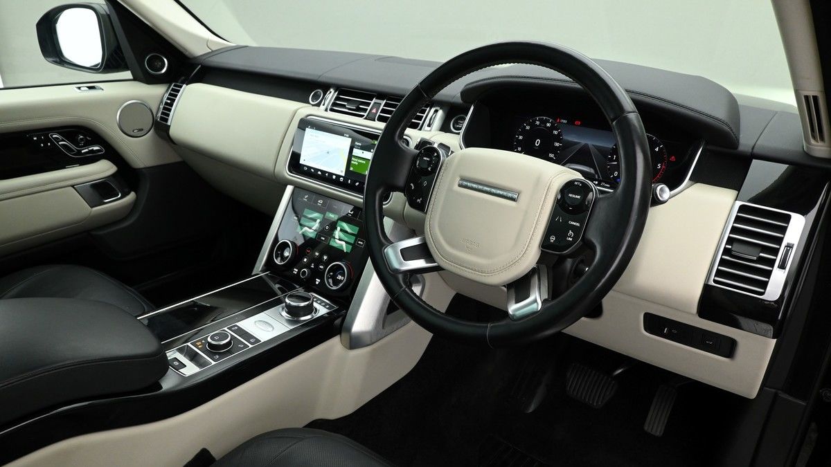 Land Rover Range Rover Image 3