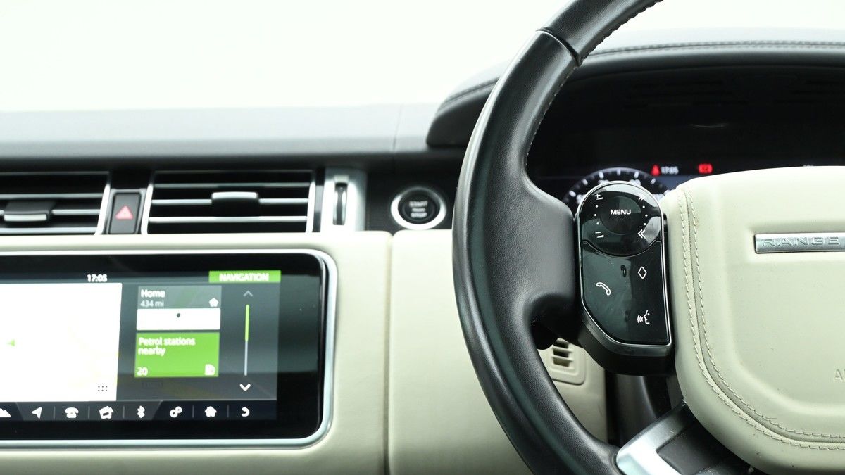 Land Rover Range Rover Image 15