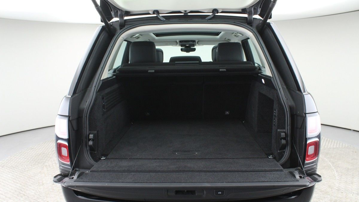 Land Rover Range Rover Image 10