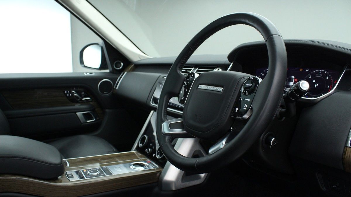 Land Rover Range Rover Image 3