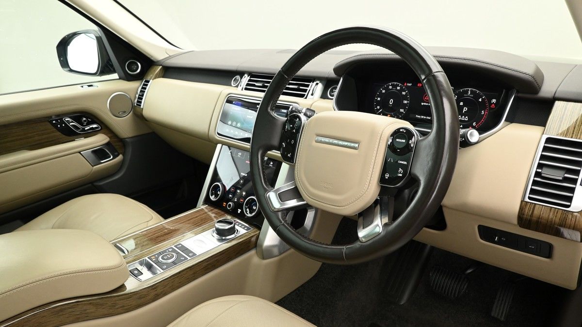 Land Rover Range Rover Image 3