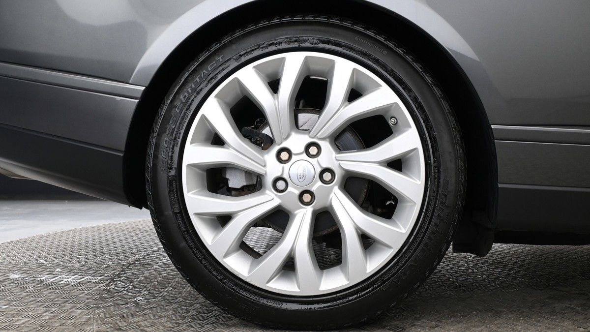 Land Rover Range Rover Image 9