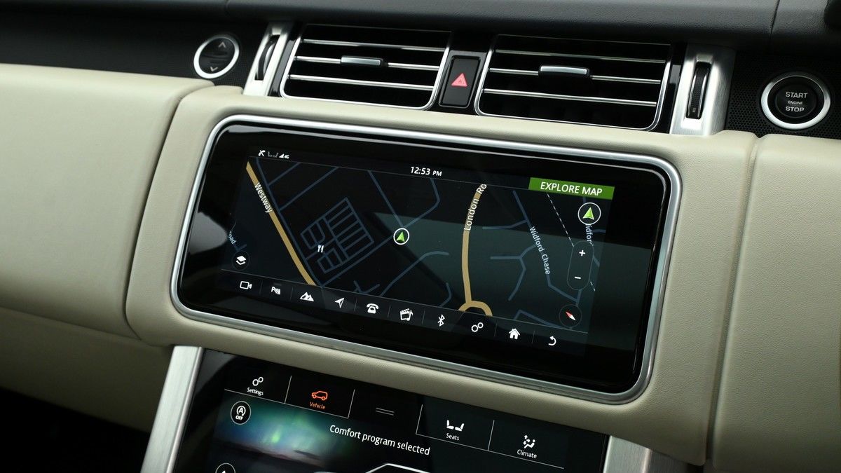Land Rover Range Rover Image 11