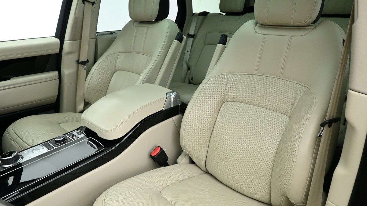 Land Rover Range Rover Image 4