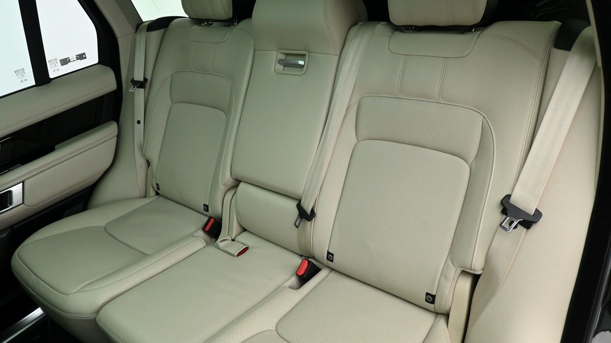 Land Rover Range Rover Image 5