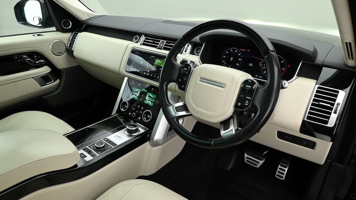 Land Rover Range Rover Image 3