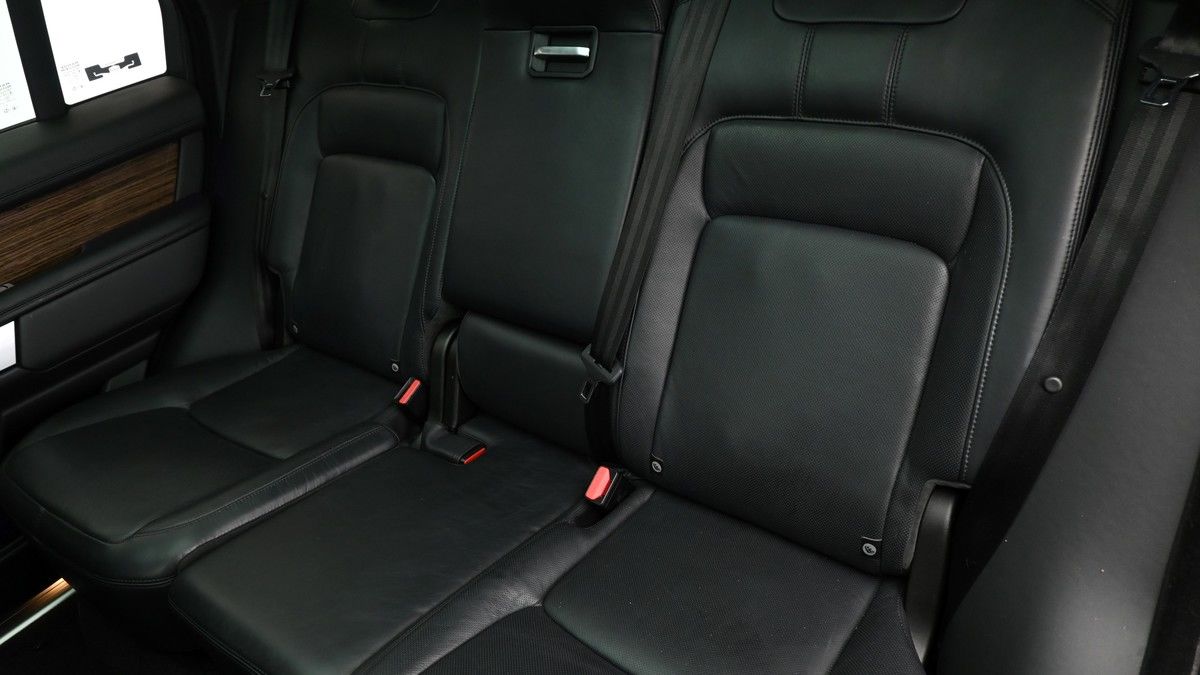 Land Rover Range Rover Image 5