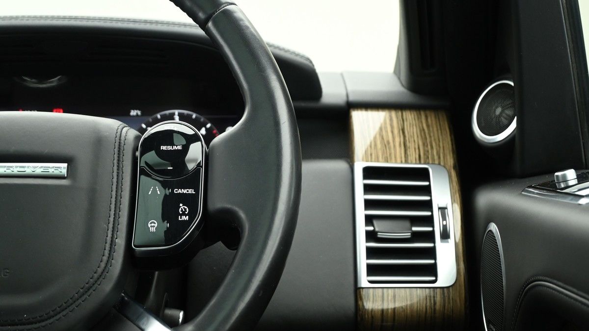 Land Rover Range Rover Image 16