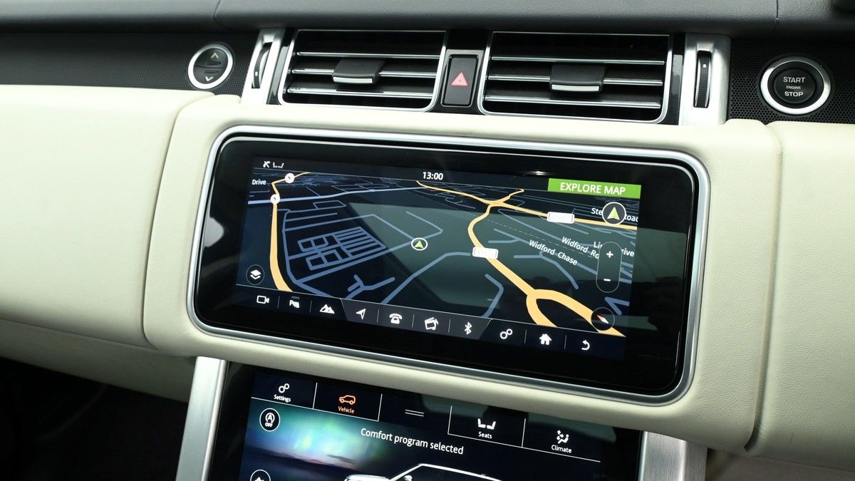 Land Rover Range Rover Image 11