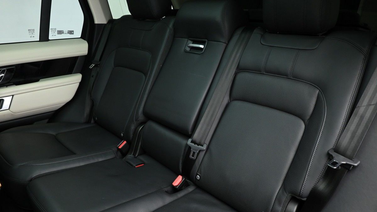 Land Rover Range Rover Image 5