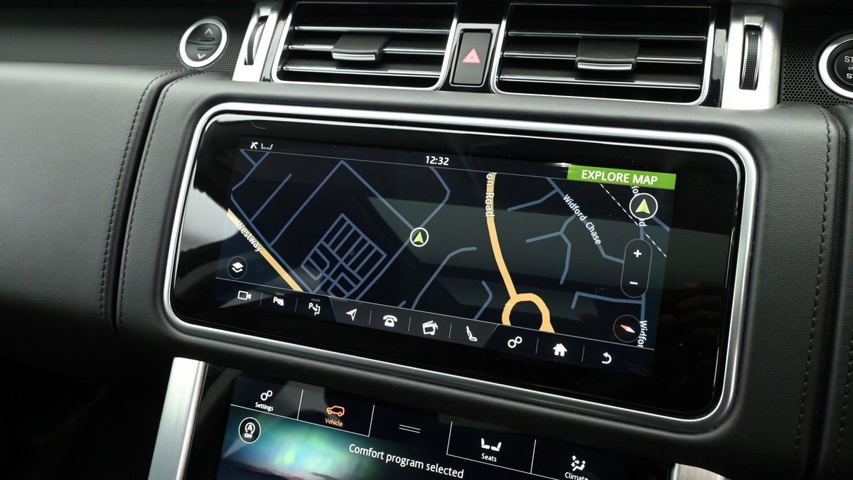 Land Rover Range Rover Image 11