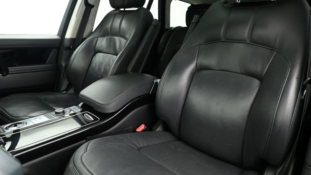 Land Rover Range Rover Image 4