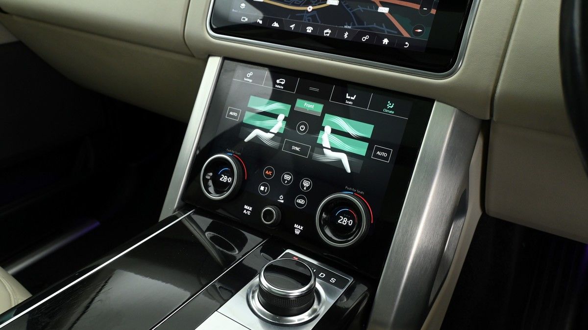 Land Rover Range Rover Image 12