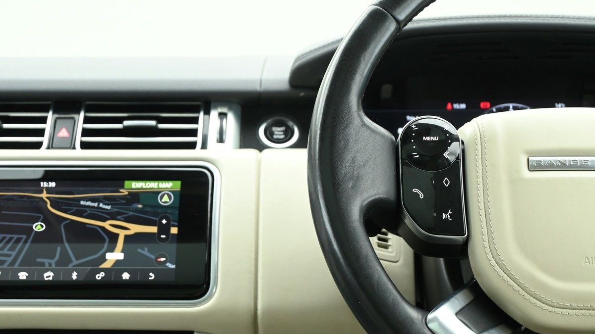 Land Rover Range Rover Image 15