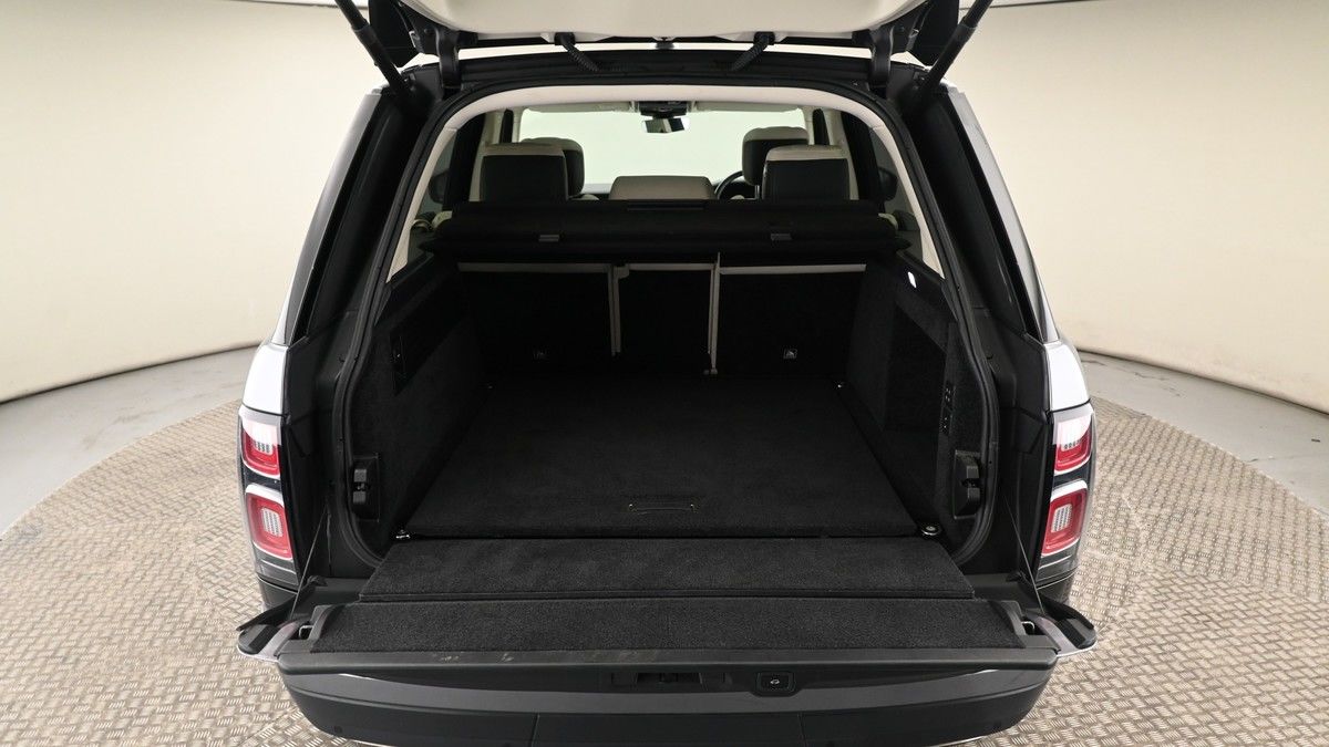 Land Rover Range Rover Image 10
