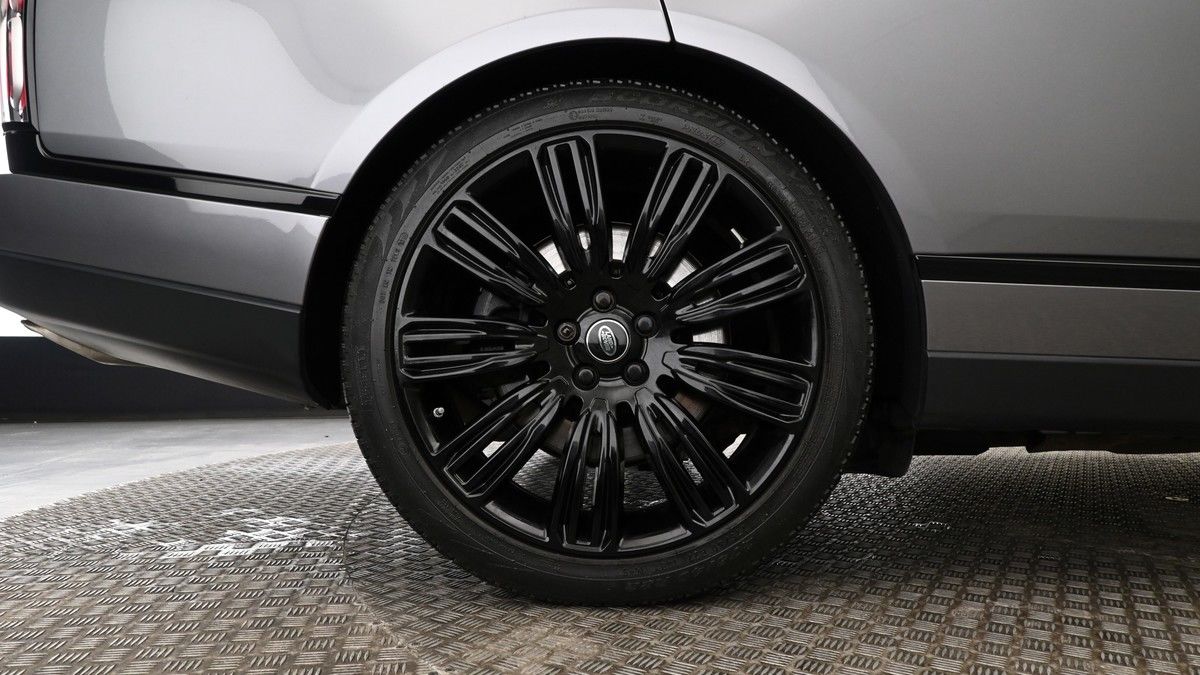 Land Rover Range Rover Image 9