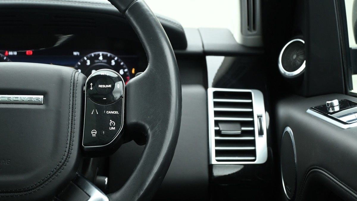 Land Rover Range Rover Image 16
