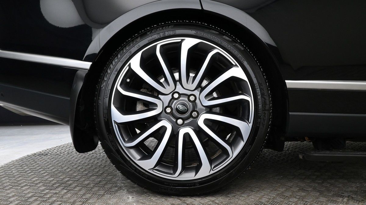 Land Rover Range Rover Image 9