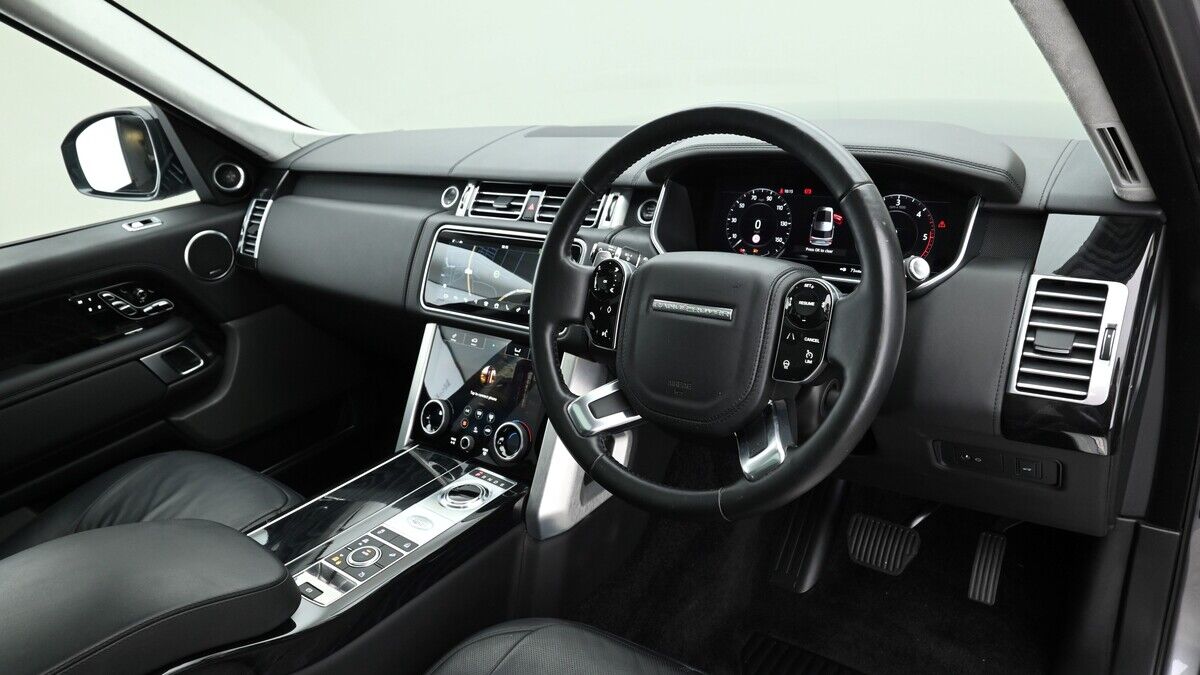 Land Rover Range Rover Image 3