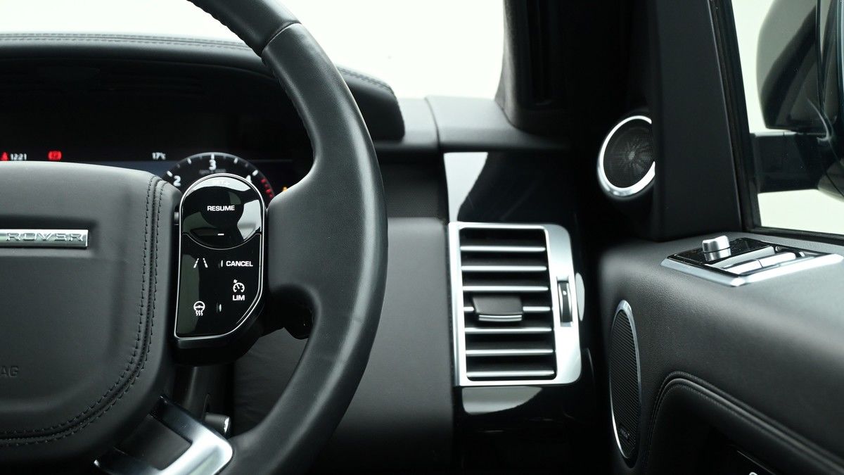 Land Rover Range Rover Image 16