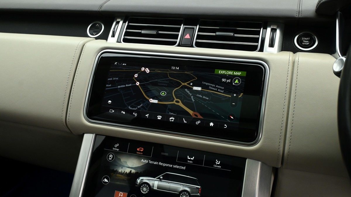 Land Rover Range Rover Image 11