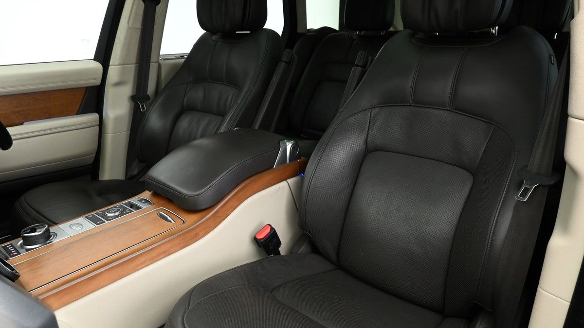 Land Rover Range Rover Image 4