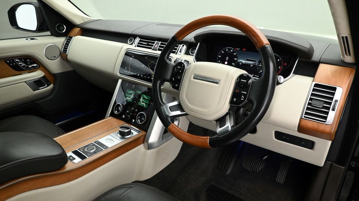 Land Rover Range Rover Image 3