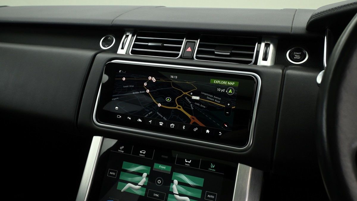 Land Rover Range Rover Image 11