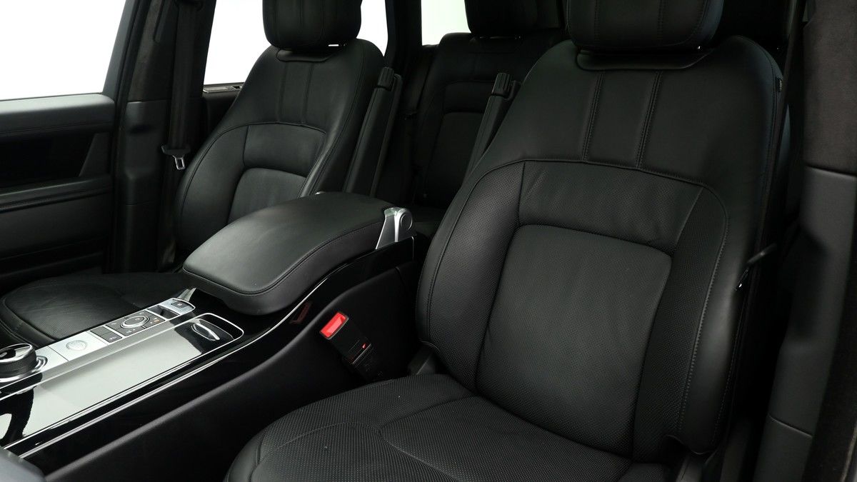 Land Rover Range Rover Image 4