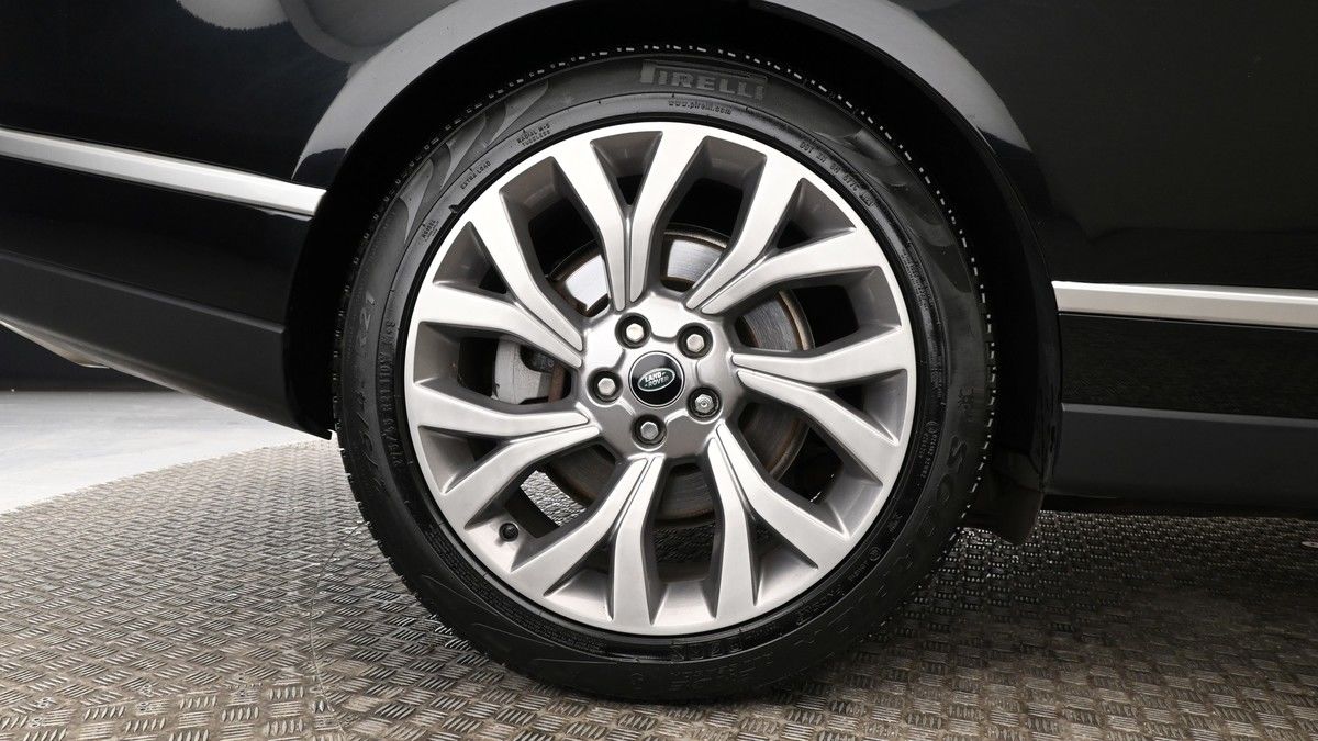 Land Rover Range Rover Image 9
