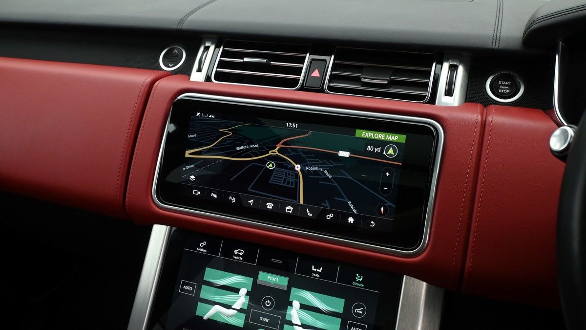 Land Rover Range Rover Image 11