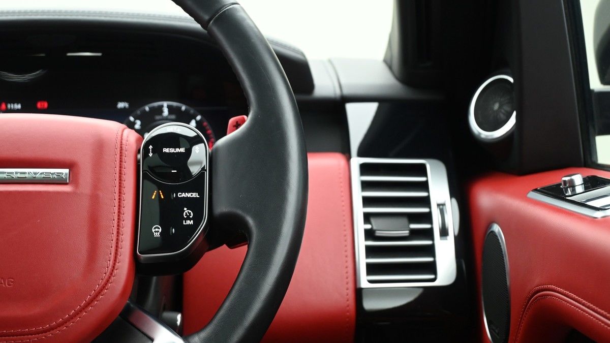 Land Rover Range Rover Image 16