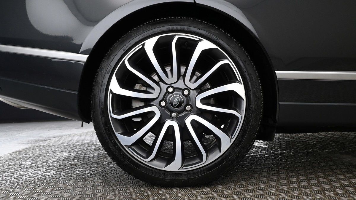 Land Rover Range Rover Image 9