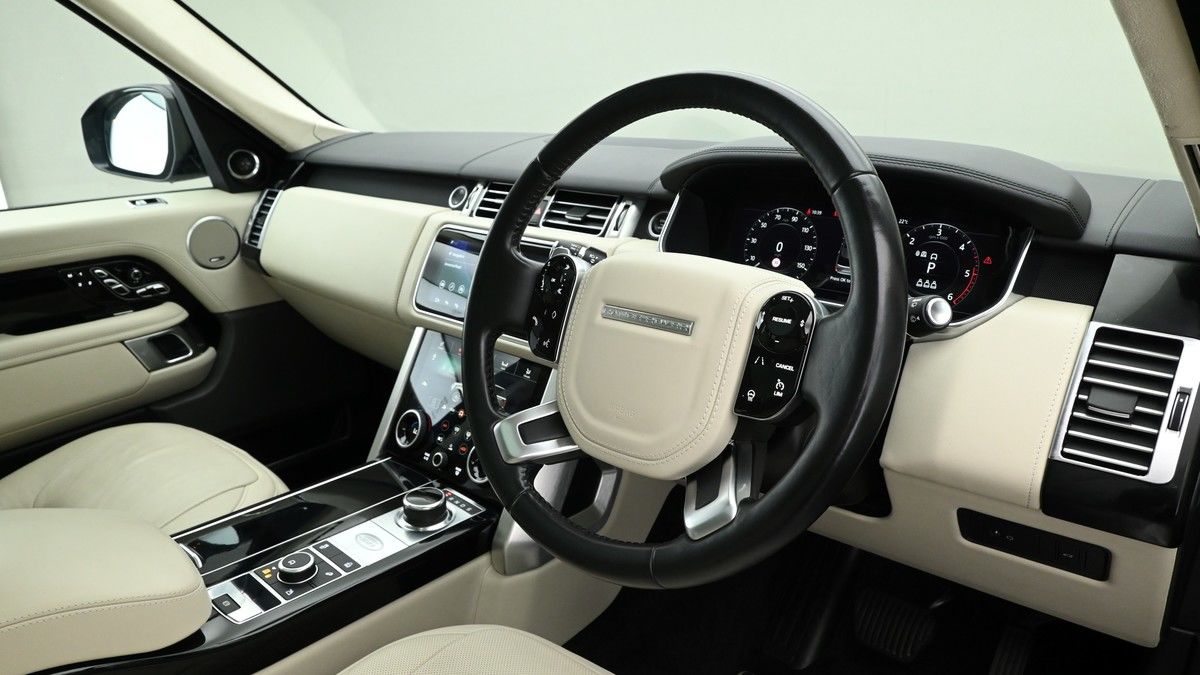 Land Rover Range Rover Image 3