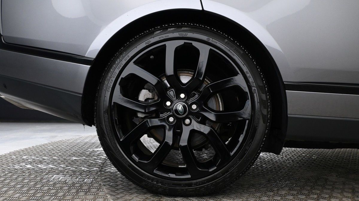 Land Rover Range Rover Image 9