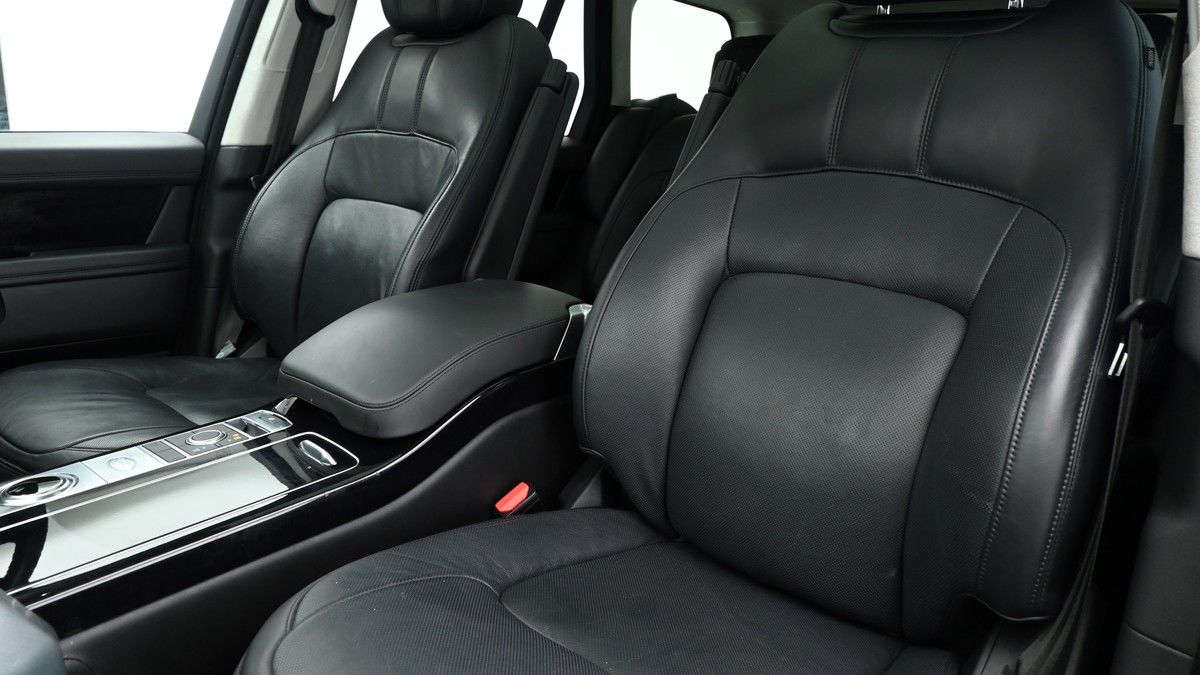 Land Rover Range Rover Image 4