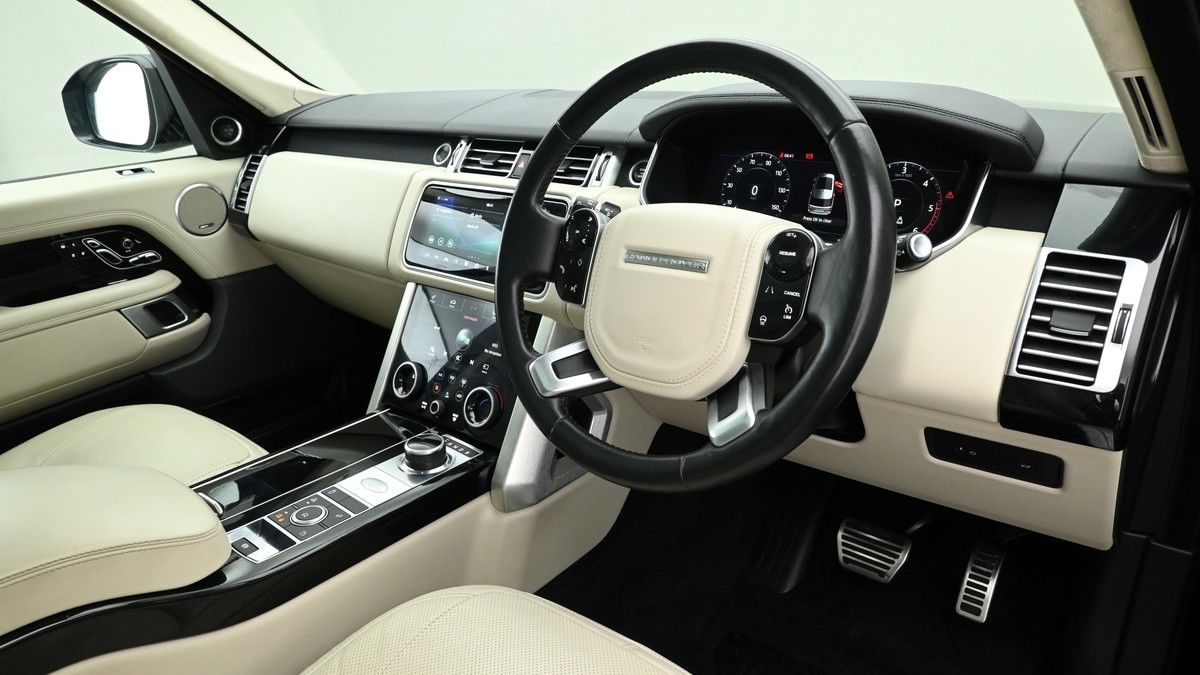 Land Rover Range Rover Image 3