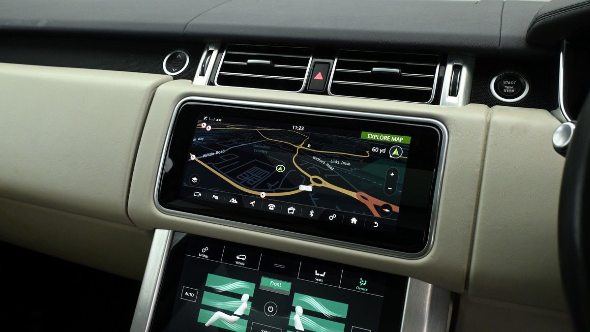 Land Rover Range Rover Image 11