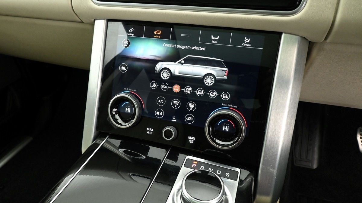 More views of Land Rover Range Rover