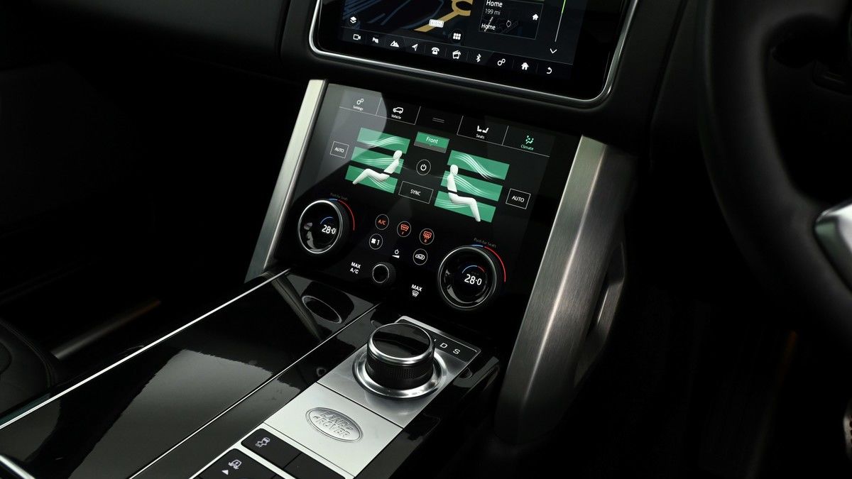 Land Rover Range Rover Image 12