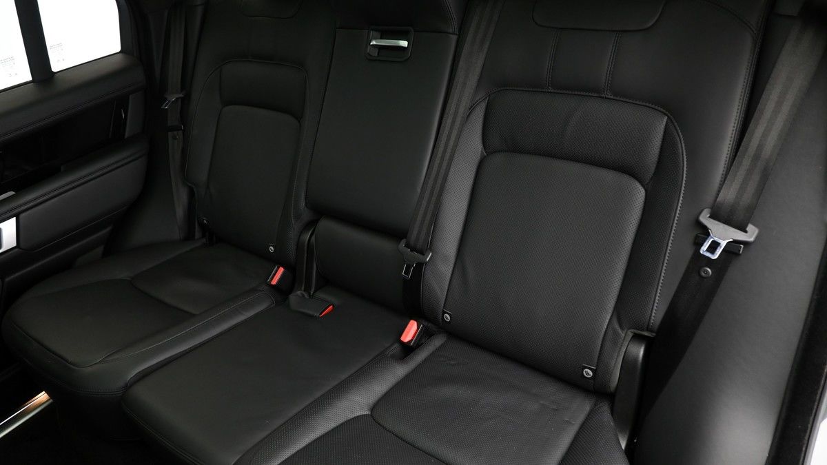 Land Rover Range Rover Image 5