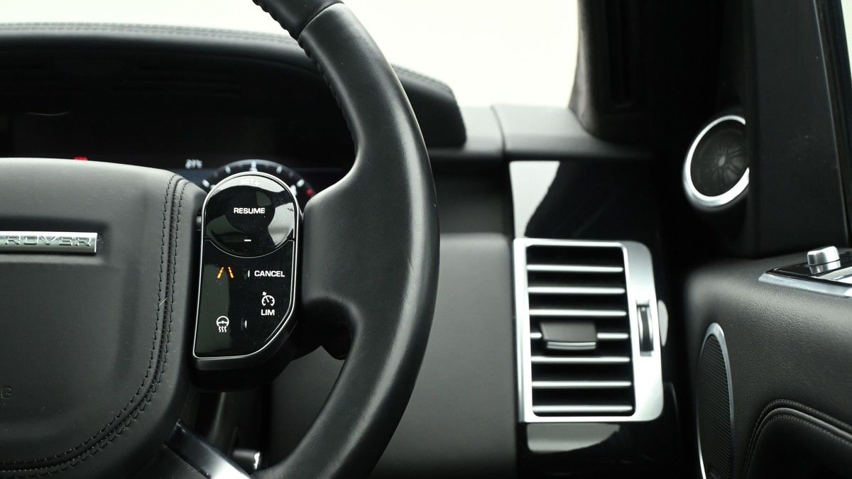 Land Rover Range Rover Image 16