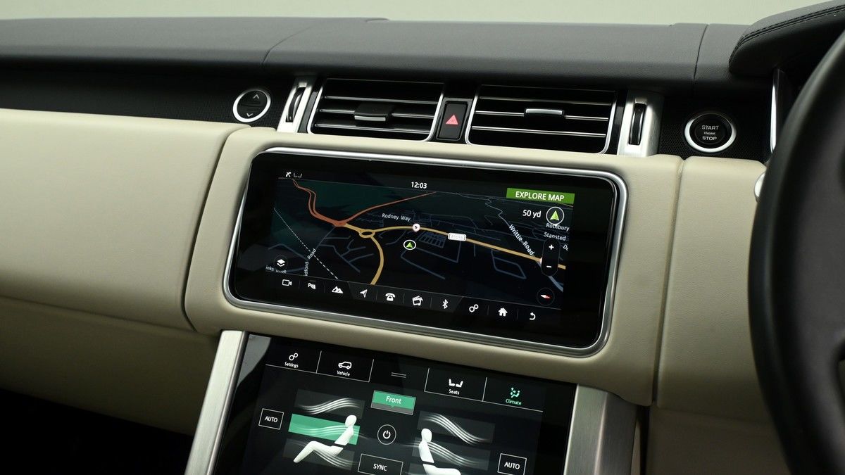 Land Rover Range Rover Image 11