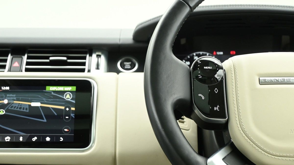 Land Rover Range Rover Image 15