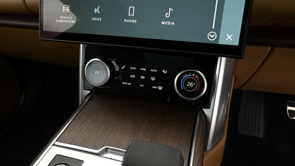 Land Rover Range Rover Image 12